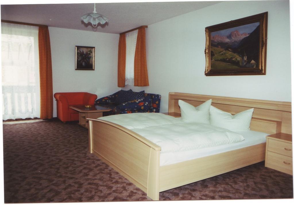Hotel Turm 3*